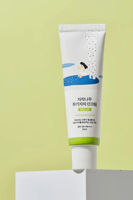 [Round Lab] Birch Juice Moisturizing Mild-up Sun Cream SPF50+ PA++++
